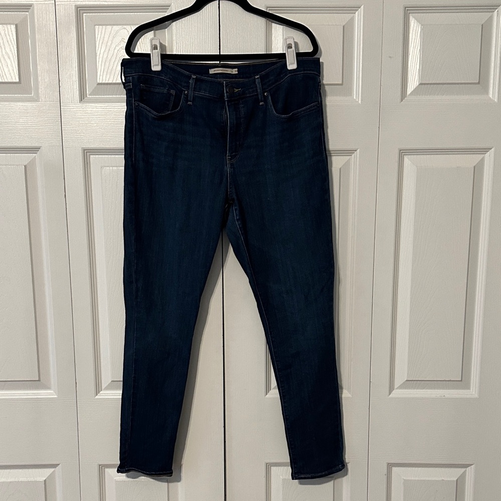 Levi's Women's Dark Blue Skinny Jeans